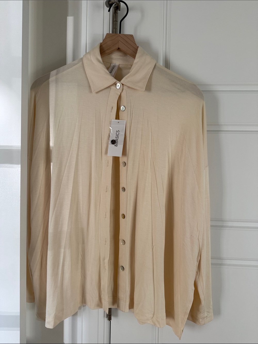 &BASICS Cream Button-Up Shirt with Branded Neck Tag